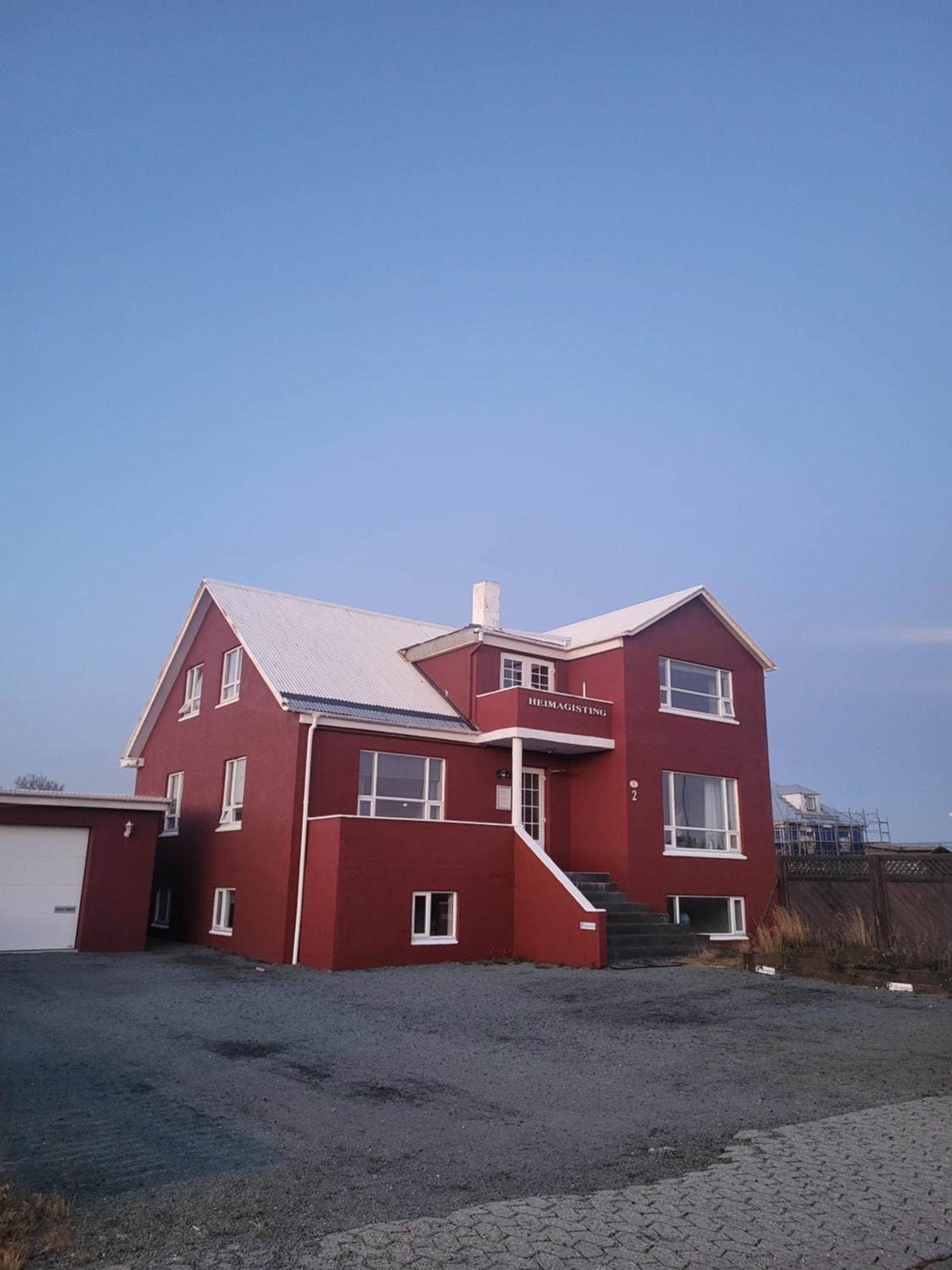 Grindavik Guesthouse Self Check In & Out المظهر الخارجي الصورة